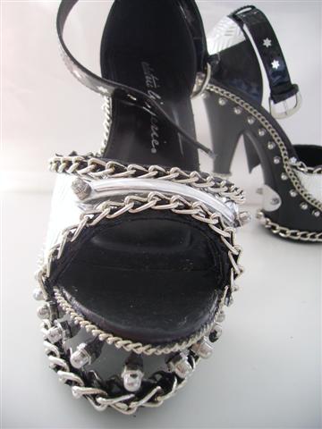Schuhdesign "Sexy Metal"