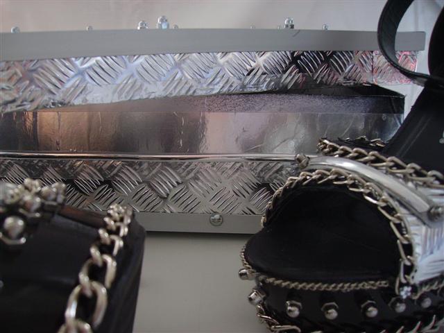 Schuhdesign "Sexy Metal"