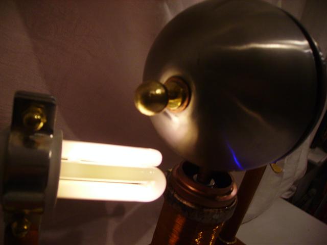 TESLA-Lamp